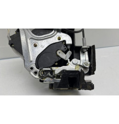 Serrure arriere droit TOYOTA LAND CRUISER 4 STATION WAGON J100