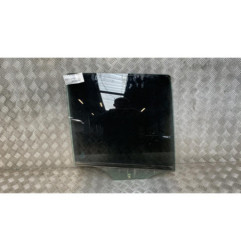 Vitre arriere droit MERCEDES CLASSE M 163 Photo n°1