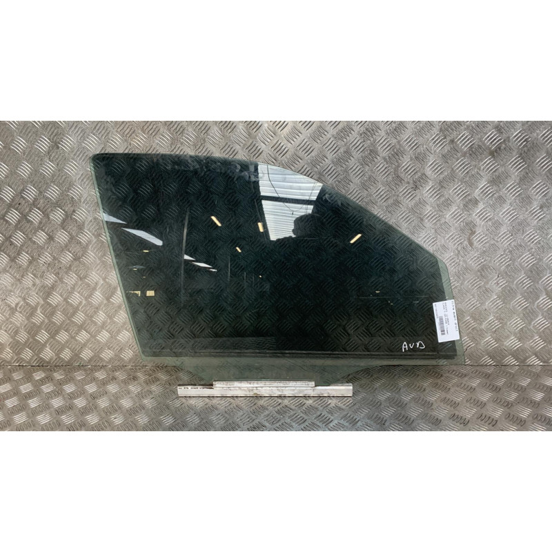 Vitre avant droit MERCEDES CLASSE M 163 Photo n°1
