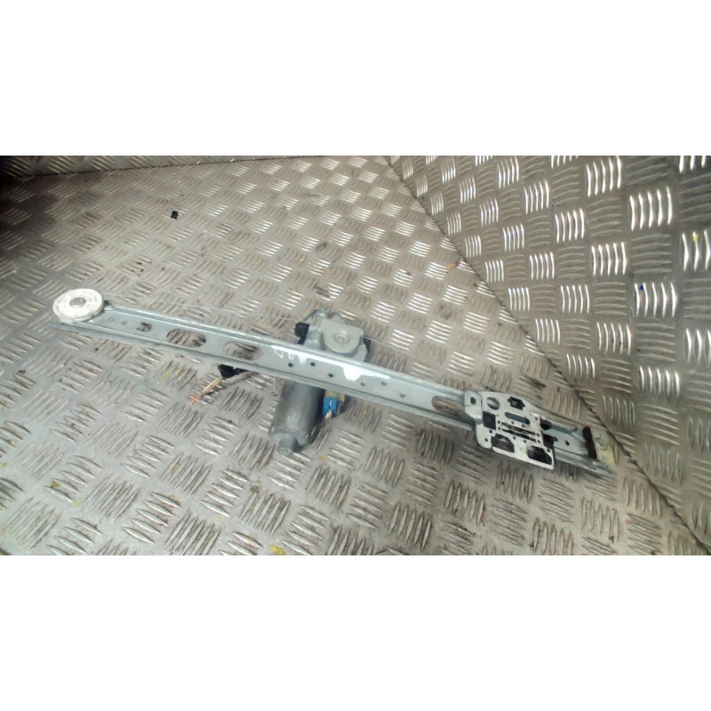 Leve vitre electrique arriere droit MERCEDES CLASSE M 163 Photo n°2