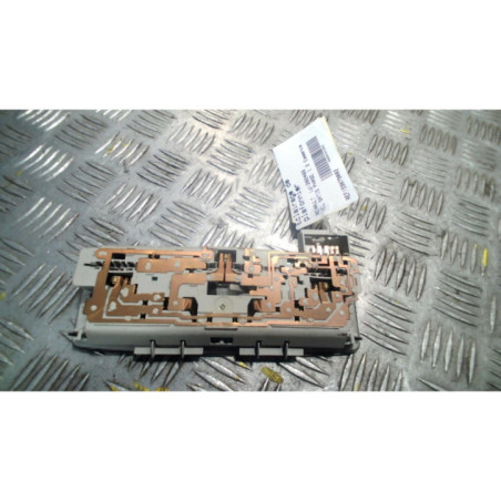 Eclairage de plafonnier RENAULT VEL SATIS