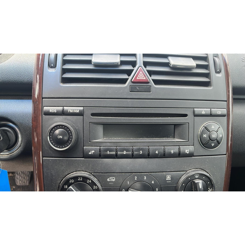 Autoradio d'origine MERCEDES CLASSE A 169 Photo n°9