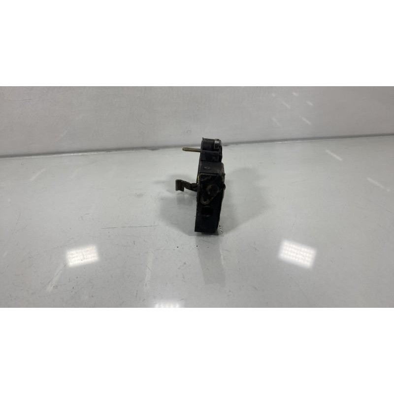 Serrure arriere droit VOLKSWAGEN GOLF 2 Photo n°3