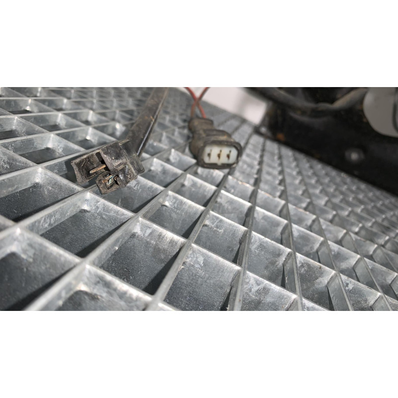 Moto ventilateur radiateur VOLKSWAGEN GOLF 2 Photo n°4
