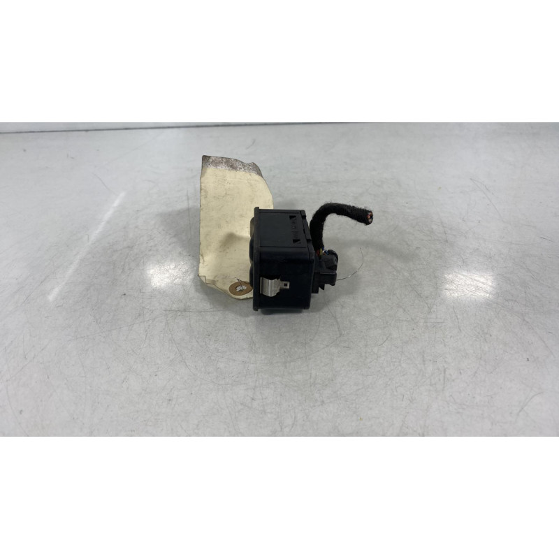 Interrupteur de leve vitre avant gauche OPEL ASTRA G Photo n°1