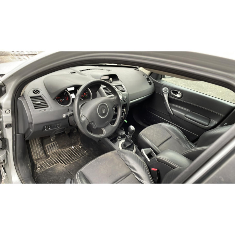 Pretensionneur de ceinture arriere droit RENAULT MEGANE 2 Photo n°11