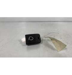 Attache ceinture arriere droit RENAULT SCENIC 2