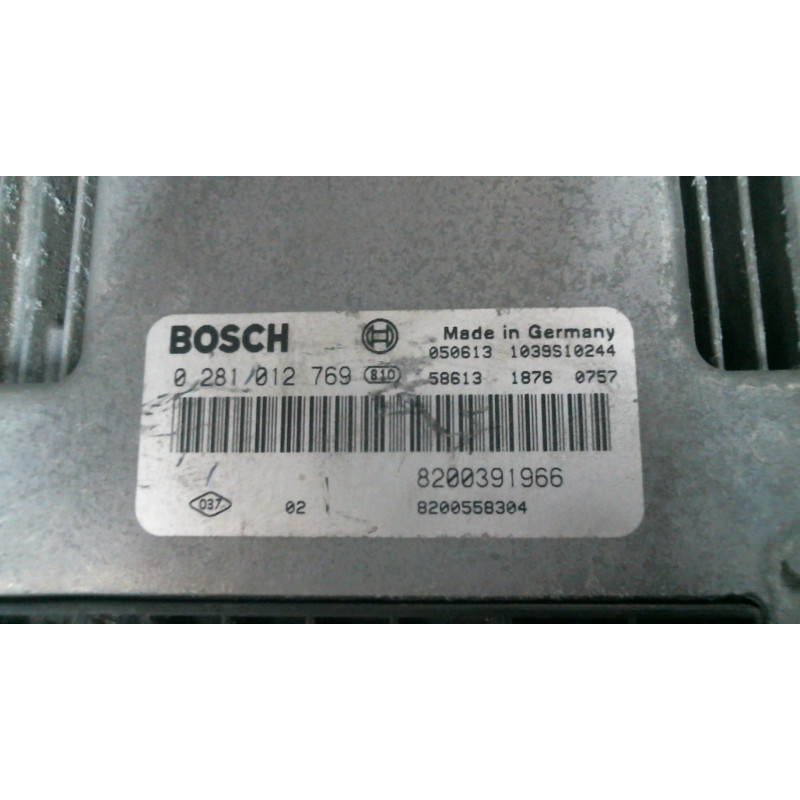Calculateur moteur RENAULT SCENIC 2 Photo n°1