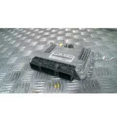 Calculateur moteur RENAULT SCENIC 2