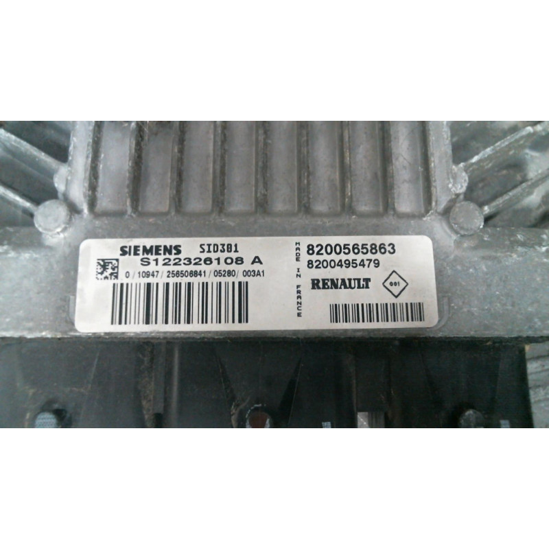 Calculateur moteur RENAULT SCENIC 2 Photo n°2
