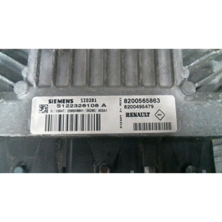 Calculateur moteur RENAULT SCENIC 2