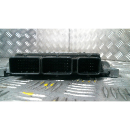 Calculateur moteur RENAULT MEGANE 2 Photo n°1