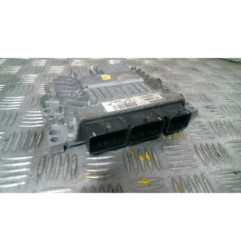 Calculateur moteur RENAULT MEGANE 2
