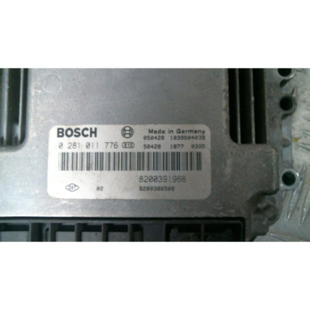 Calculateur moteur RENAULT MEGANE 2