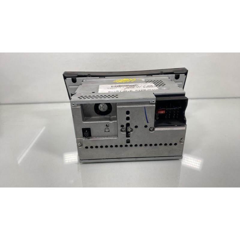 Autoradio d'origine MERCEDES CLASSE E 211 Photo n°2