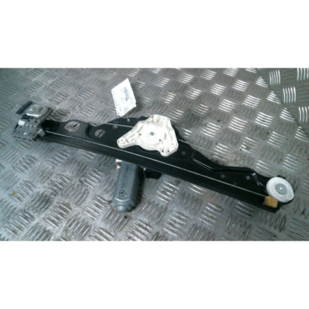 Leve vitre electrique arriere droit MERCEDES CLASSE E 211 Photo n°1