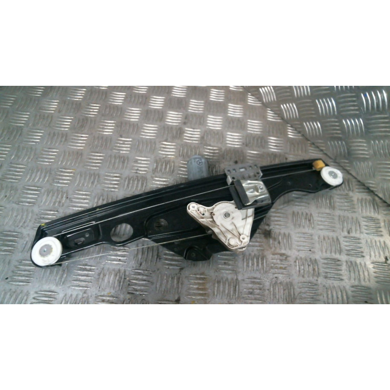 Leve vitre electrique arriere gauche MERCEDES CLASSE E 211 Photo n°1