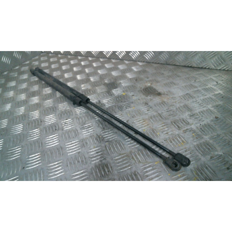 Verin de capot MERCEDES CLASSE E 211 Photo n°1