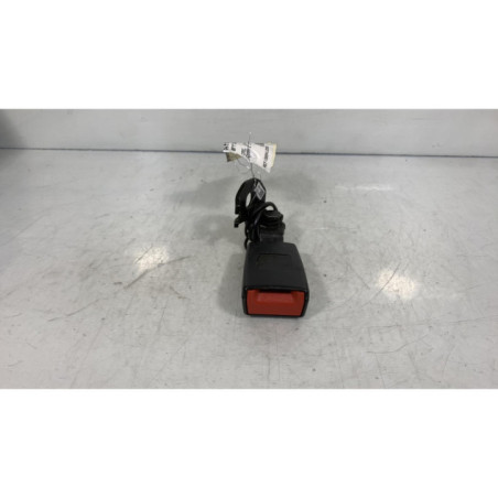 Attache ceinture arriere droit OPEL CORSA E