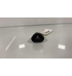 Bouton de warning OPEL CORSA E