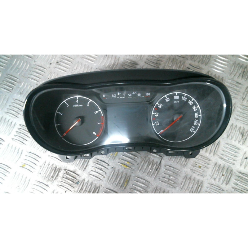 Compteur OPEL CORSA E Photo n°1