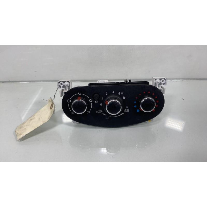 Commande chauffage DACIA LODGY Photo n°1
