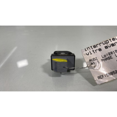 Interrupteur de leve vitre avant droit AUDI A1 1