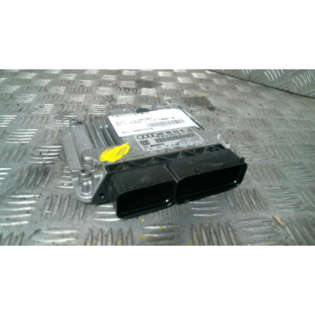 Calculateur moteur AUDI A1 1