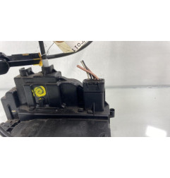 Serrure arriere droit RENAULT CLIO 3