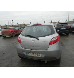 Feu arriere stop central MAZDA 2 2