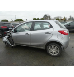 Neiman MAZDA 2 2