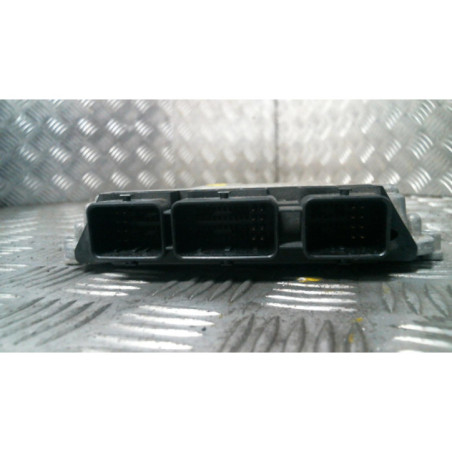 Calculateur moteur CITROEN C4 PICASSO 1