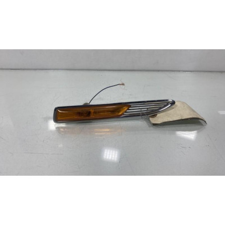 Repetiteur clignotant avant droit (Feux) FORD MONDEO 3 Photo n°1