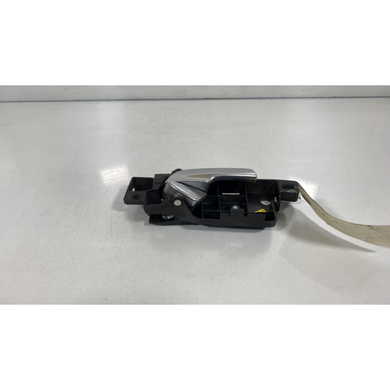 Poignee interieur arriere droit FORD MONDEO 3 Photo n°3