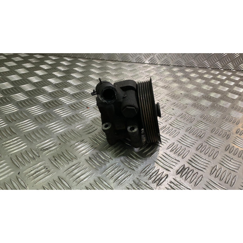 Pompe de direction FORD KA 1 Photo n°1