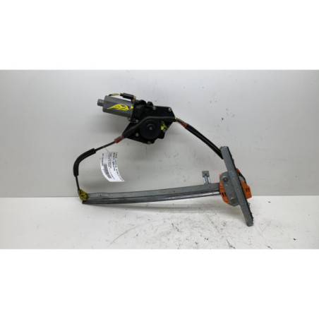 Leve vitre electrique avant gauche FORD FIESTA 4 Photo n°1
