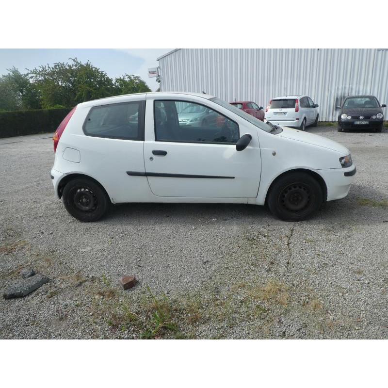 Capot FIAT PUNTO 2 Photo n°7