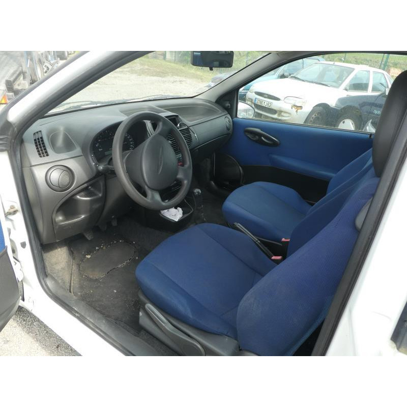 Capot FIAT PUNTO 2 Photo n°8