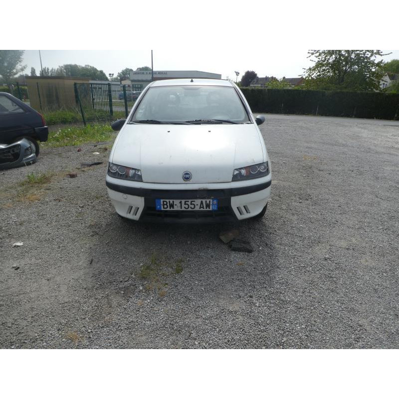 Capot FIAT PUNTO 2 Photo n°10