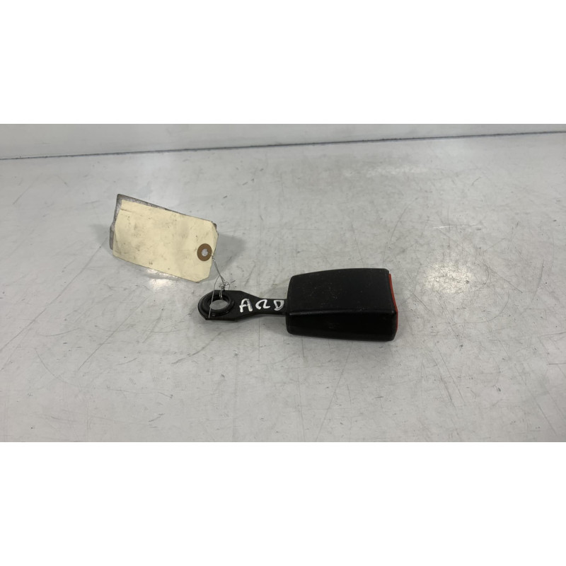 Attache ceinture arriere droit CITROEN C2 Photo n°3