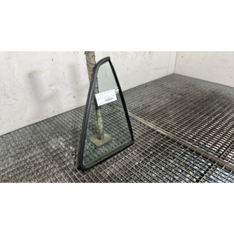 Custode arriere droit (porte) PEUGEOT 205 Photo n°2