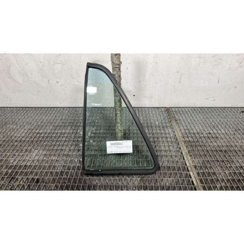 Custode arriere gauche (porte) PEUGEOT 205 Photo n°1