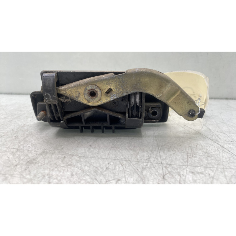 Poignee porte avant droit PEUGEOT 205 Photo n°3