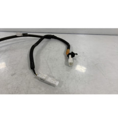Attache ceinture avant droit TOYOTA PRIUS 3