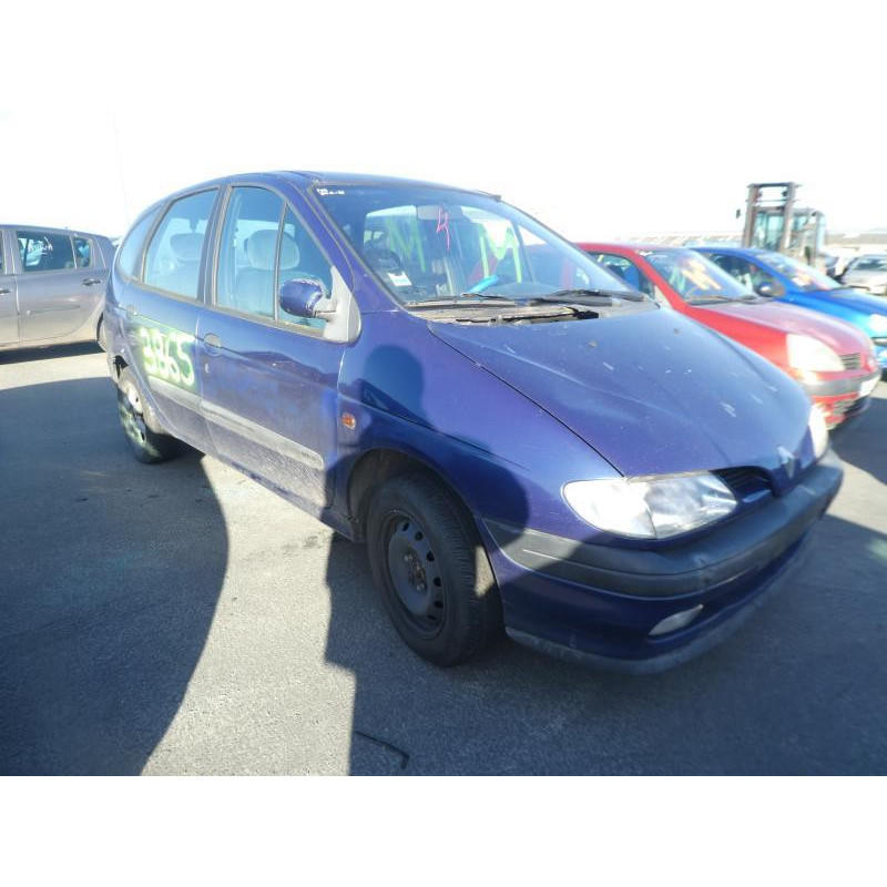 Vitre arriere droit RENAULT SCENIC 1 Photo n°3