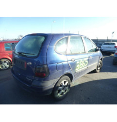 Vitre arriere droit RENAULT SCENIC 1