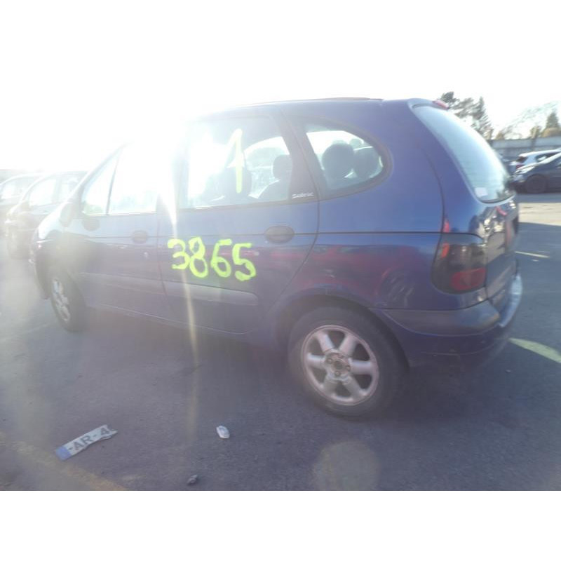Vitre arriere droit RENAULT SCENIC 1 Photo n°9