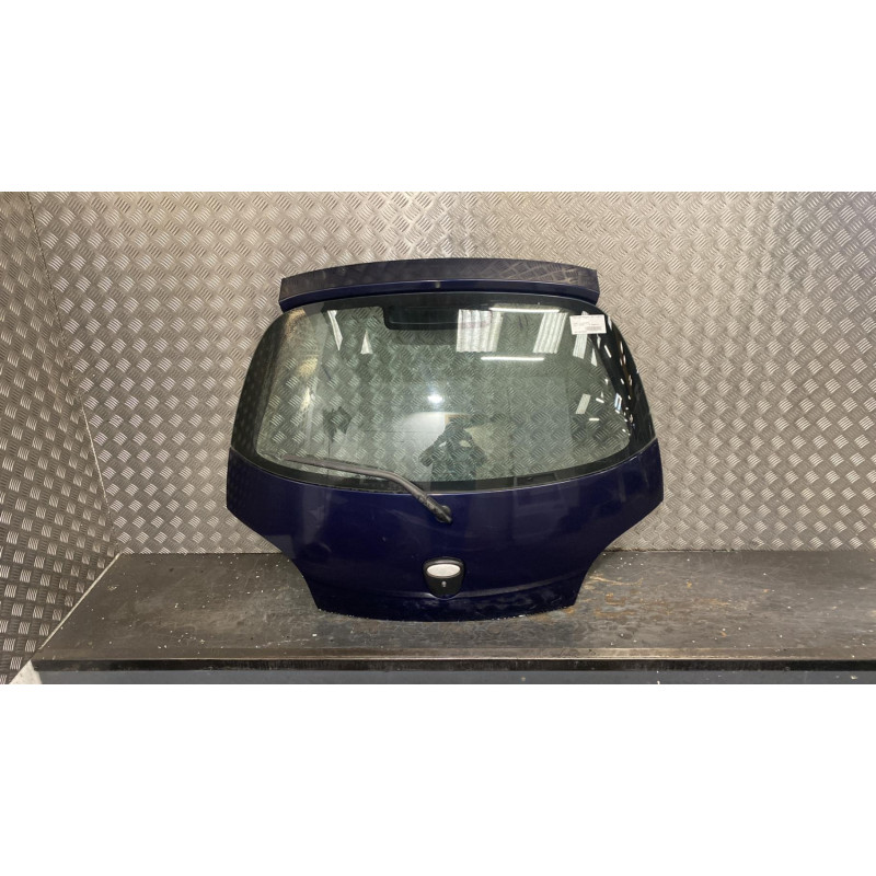 Malle/Hayon arriere FORD KA 1 Photo n°2