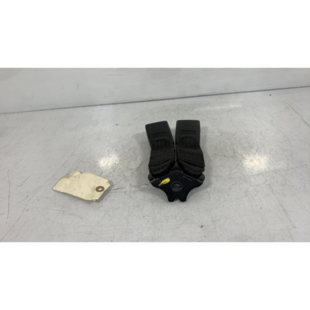 Attache ceinture arriere gauche FORD KA 1