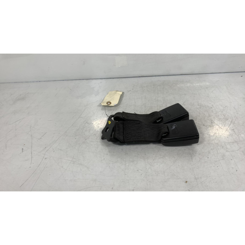 Attache ceinture arriere gauche FORD KA 1 Photo n°3